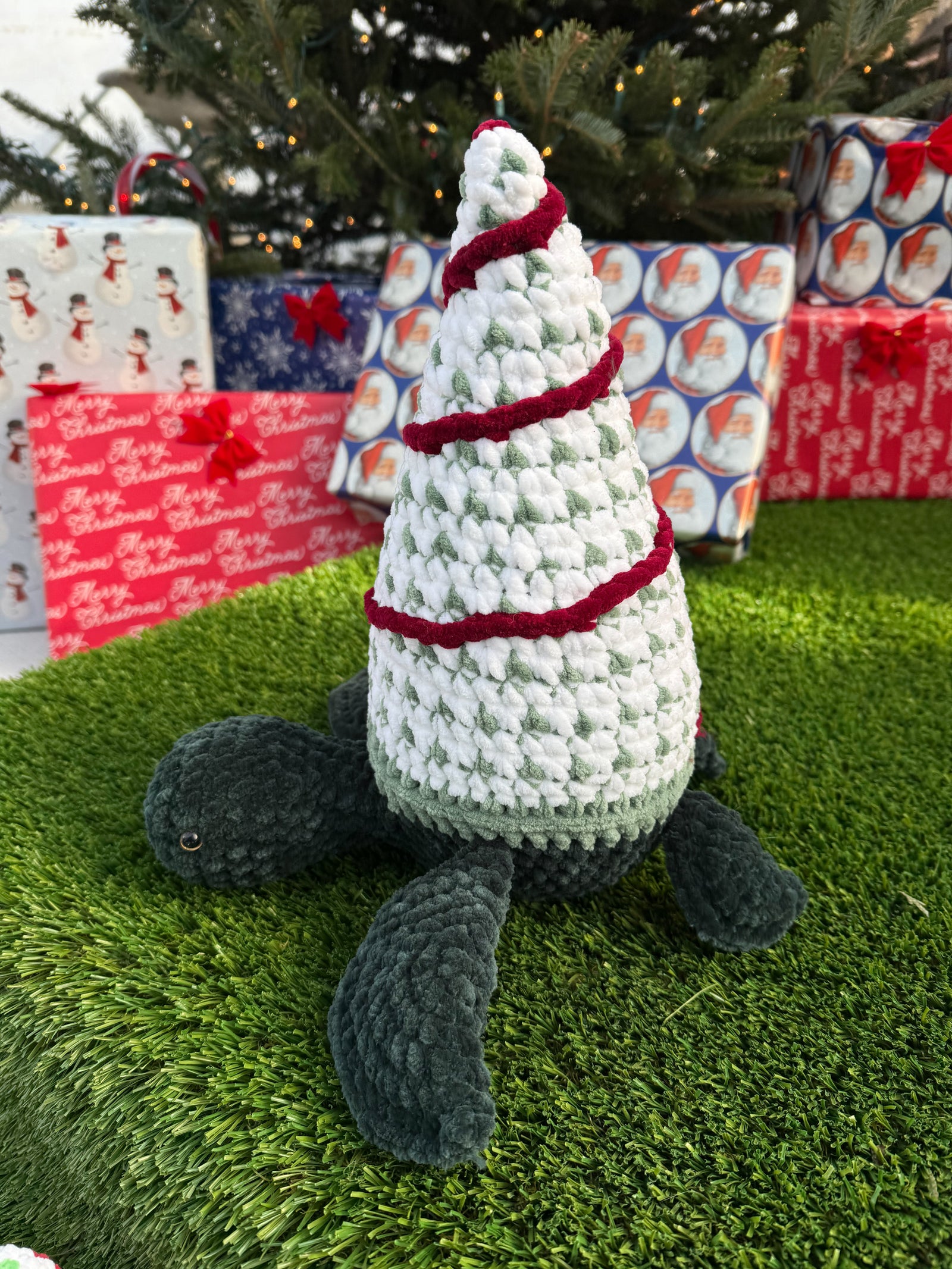 White Christmas Tree Sea Turtle