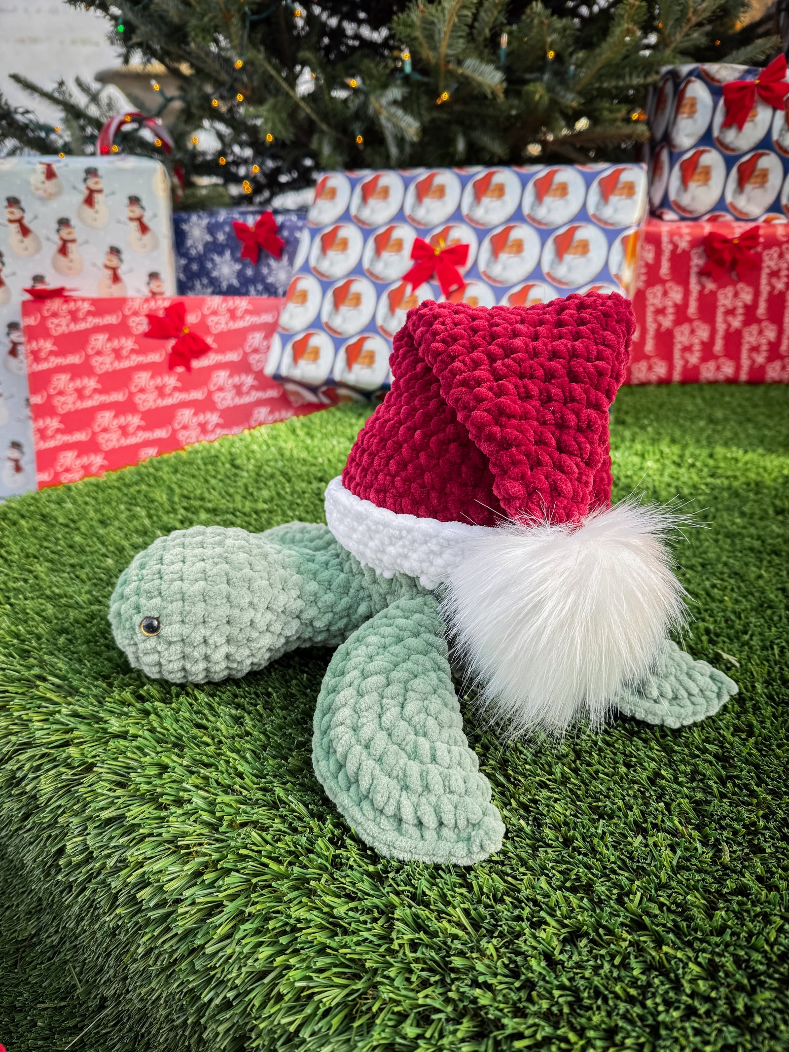 Santa Hat Sea Turtle